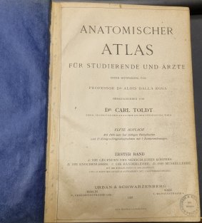 Anatomischer atlas I. für studierende und ärzte