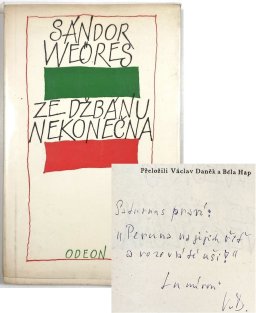 Ze džbánu nekonečna