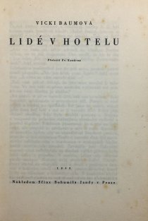 Lidé v hotelu